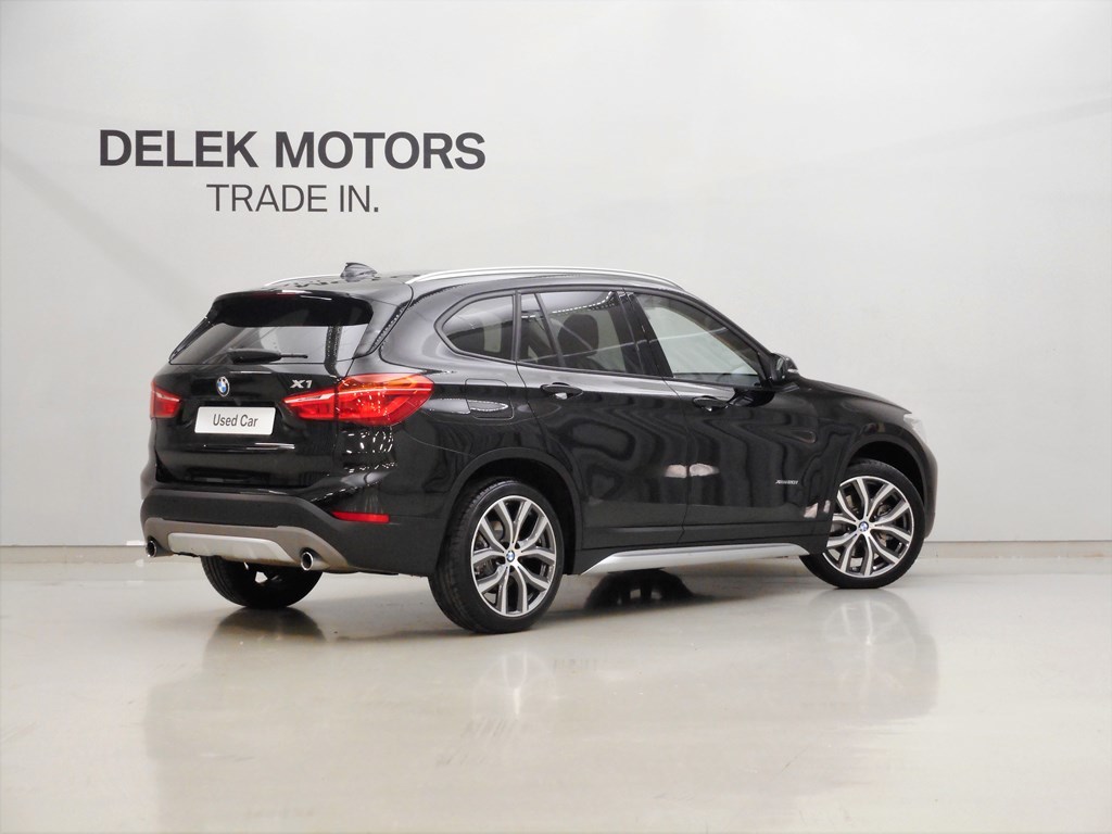 BMW X1 20i