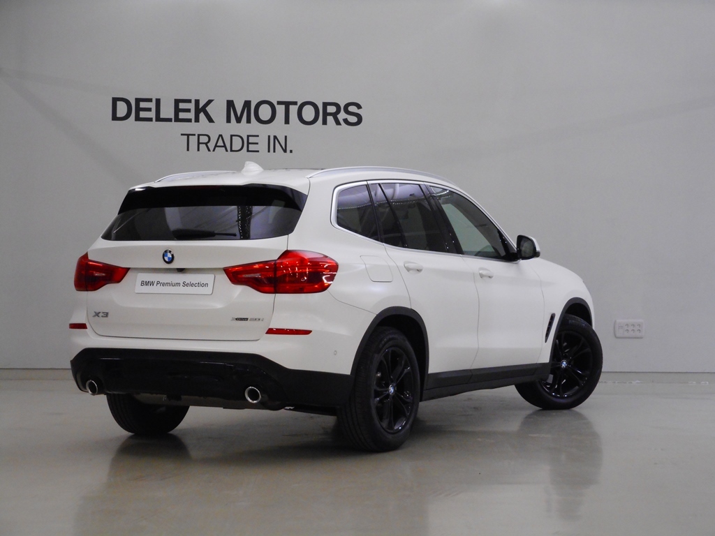 BMW X3 20i