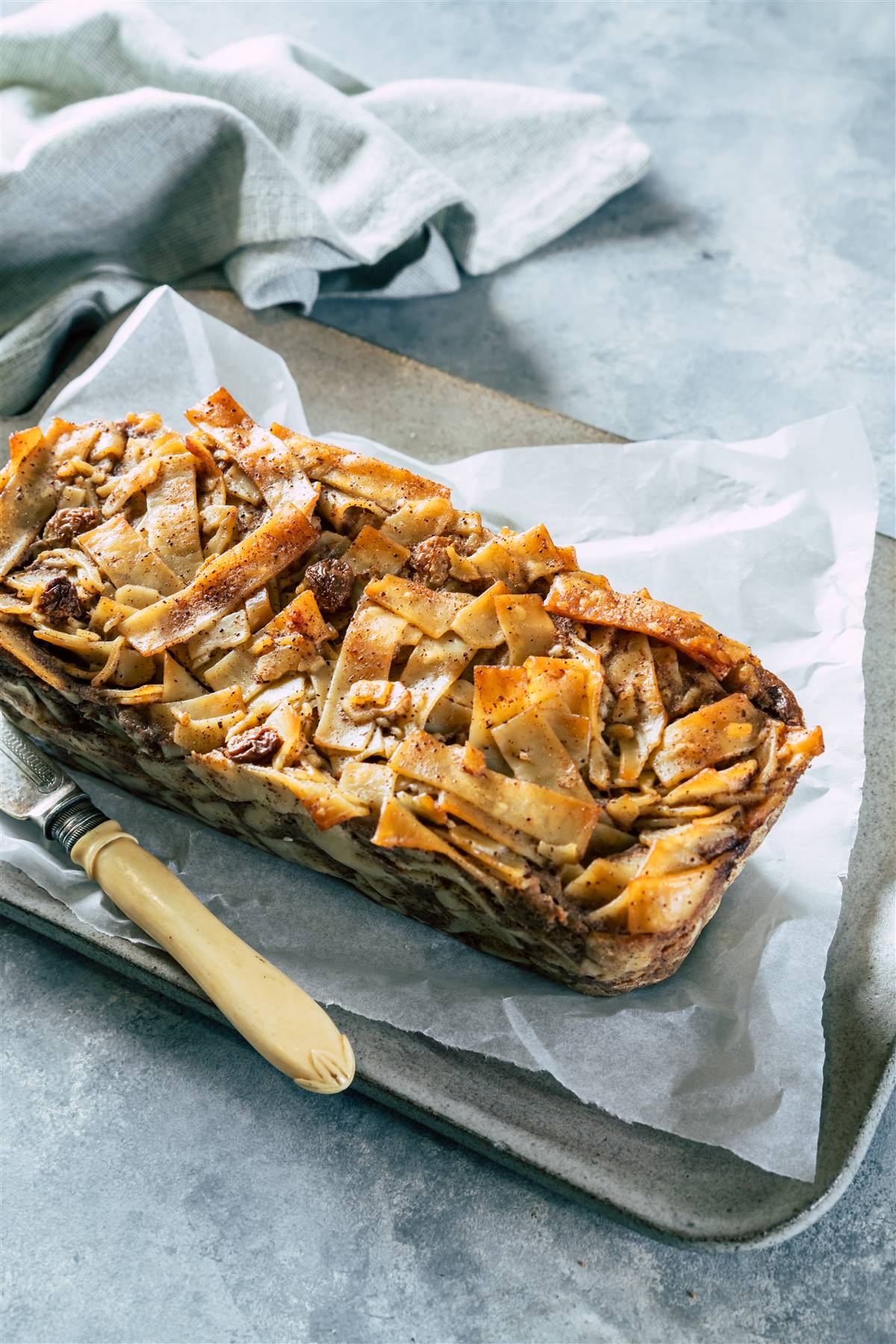 קוגל איטריות מתוק בניחוח קינמון