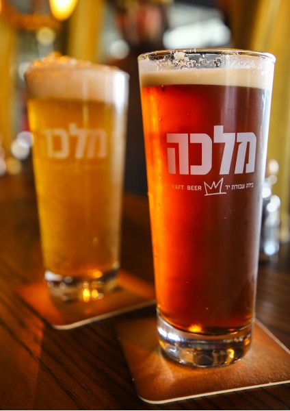 סט 3 כוסות מלכה