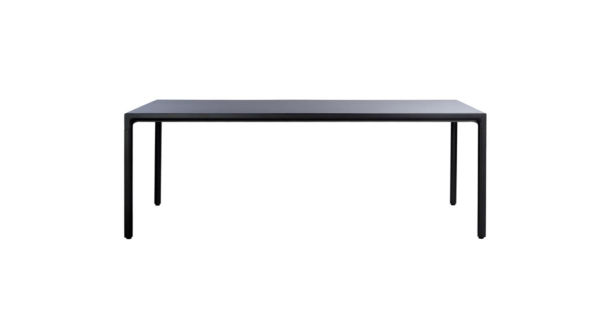 ILLUM Dining Table 