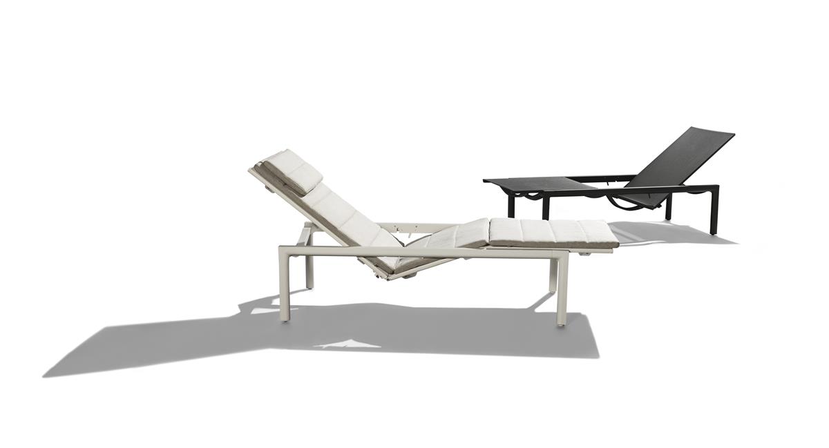 ILLUM Lounger