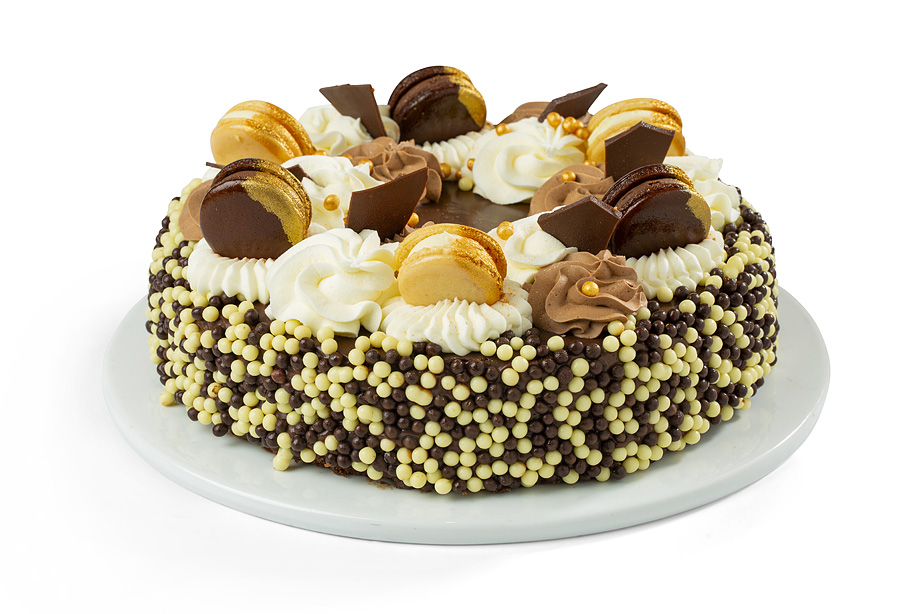 עוגת יום הולדת עגולה (קישוט שוקולדי)