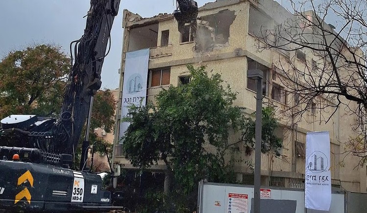 התחדשות עירונית בתל אביב: בניין ישן בן 3 קומות נהרס לטובת בניין חדש בן 7 קומות