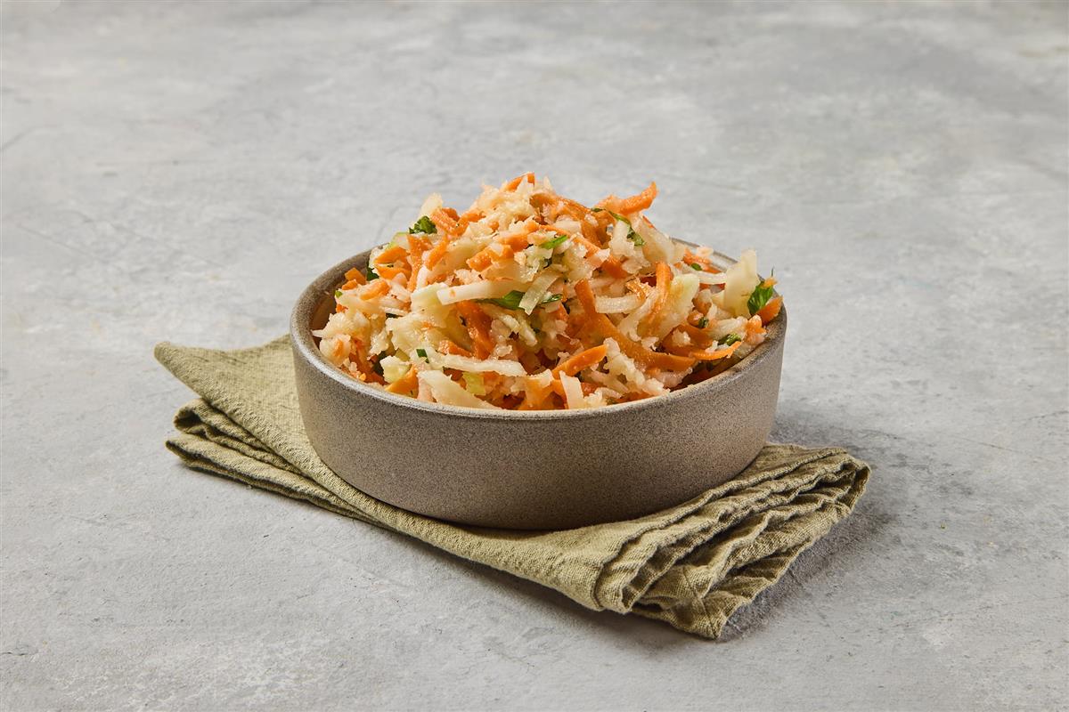 Kohlrabi and carrot salad – one unit, about 650 ml