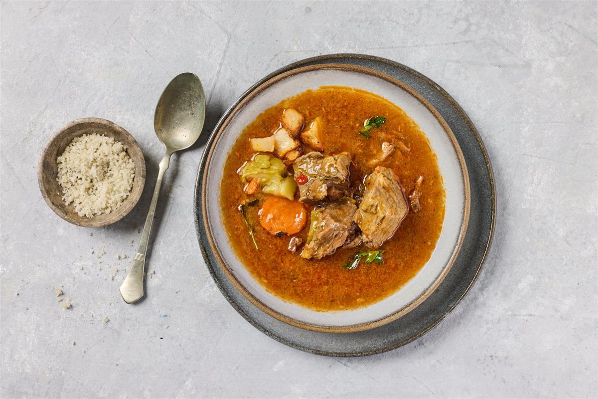Goulash soup – meaty – a 2000 ml pot