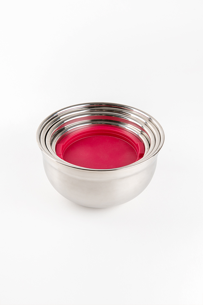 Set of 5 Stainless Steel Salad Bowls with Lids – Various Sizes