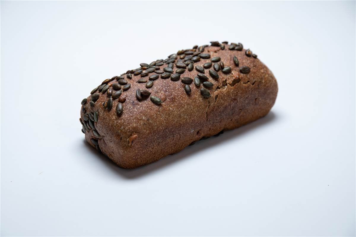 spelt sourdough bread with pumpkin seeds