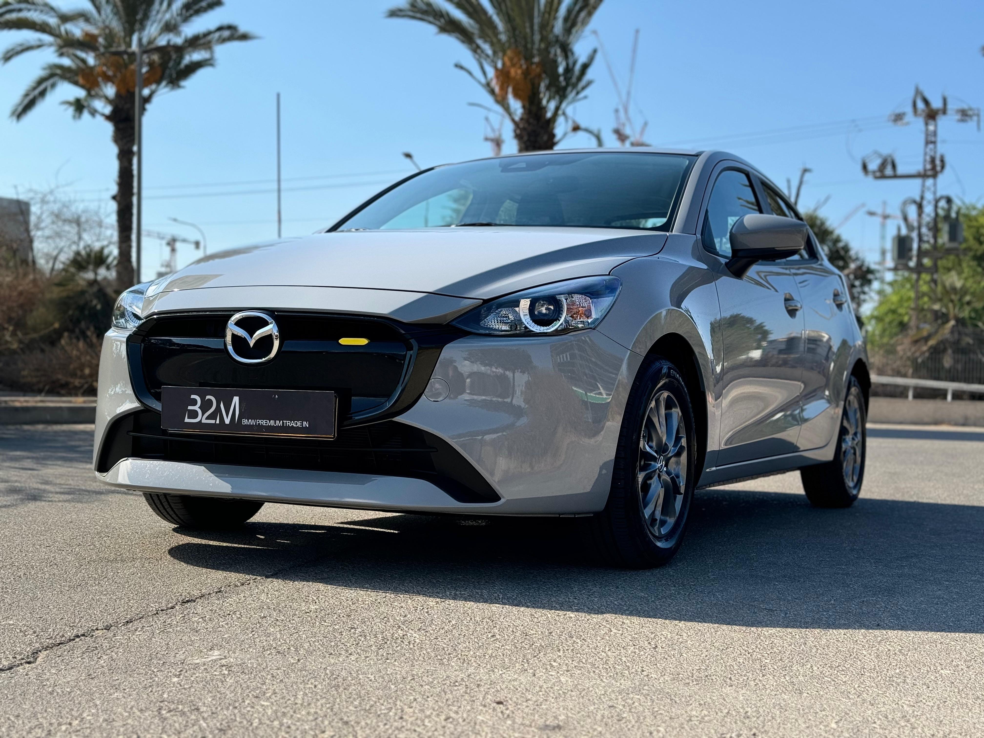 MAZDA 2  Dynamic