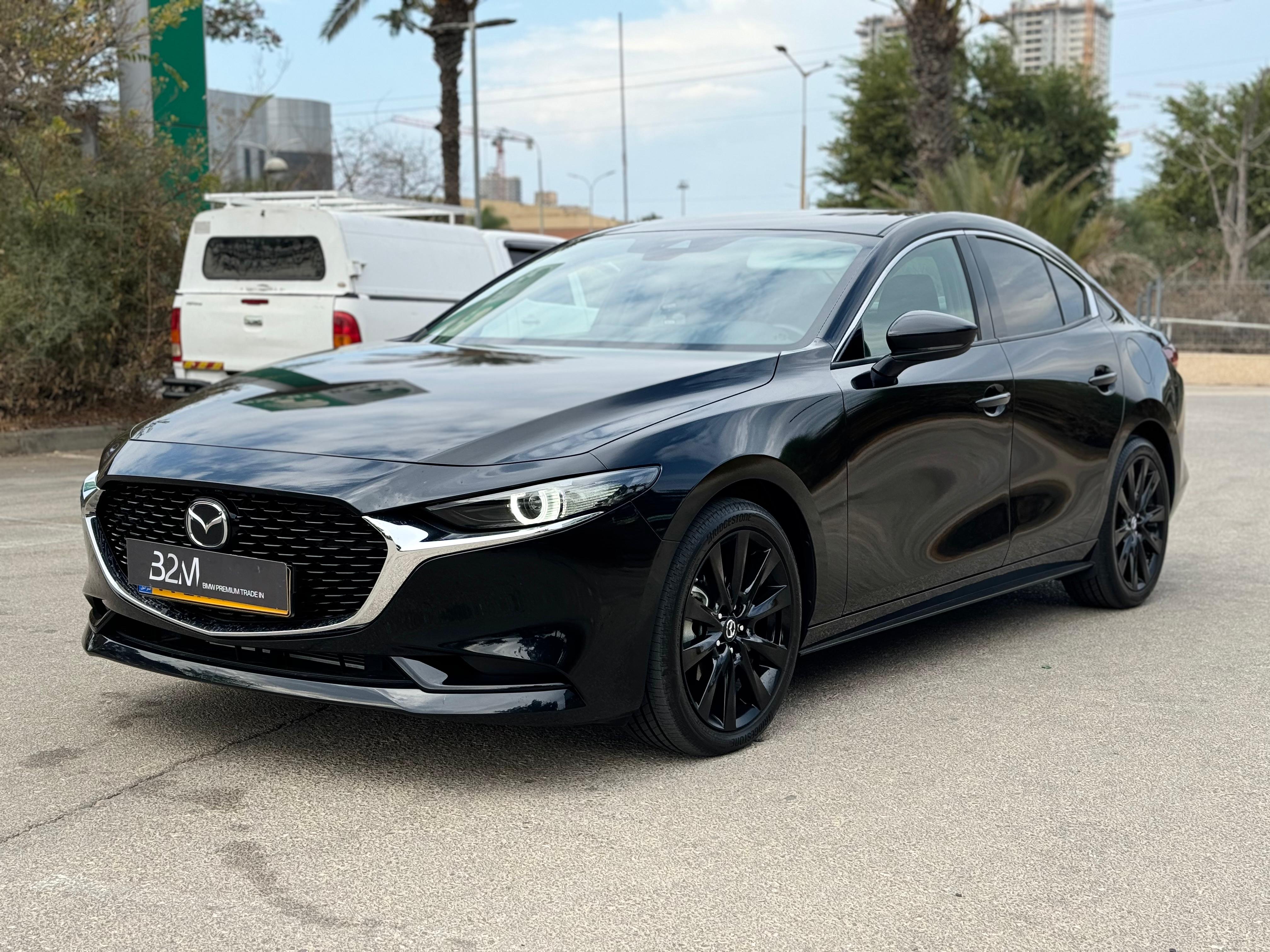 MAZDA 3 SPIRIT BLACK