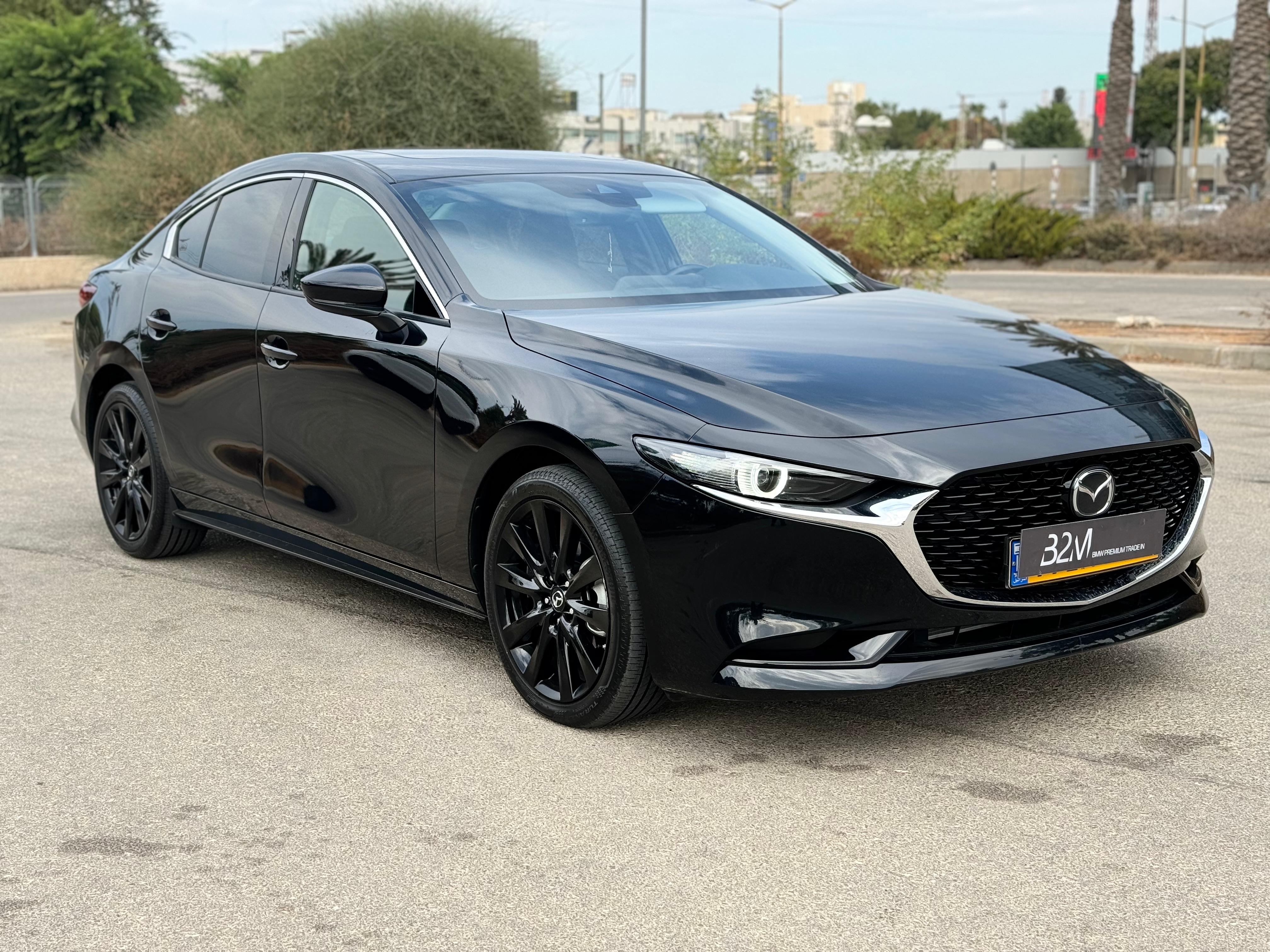 MAZDA 3 SPIRIT BLACK