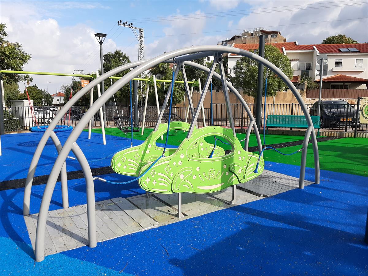 נדנדת חלל נגישה