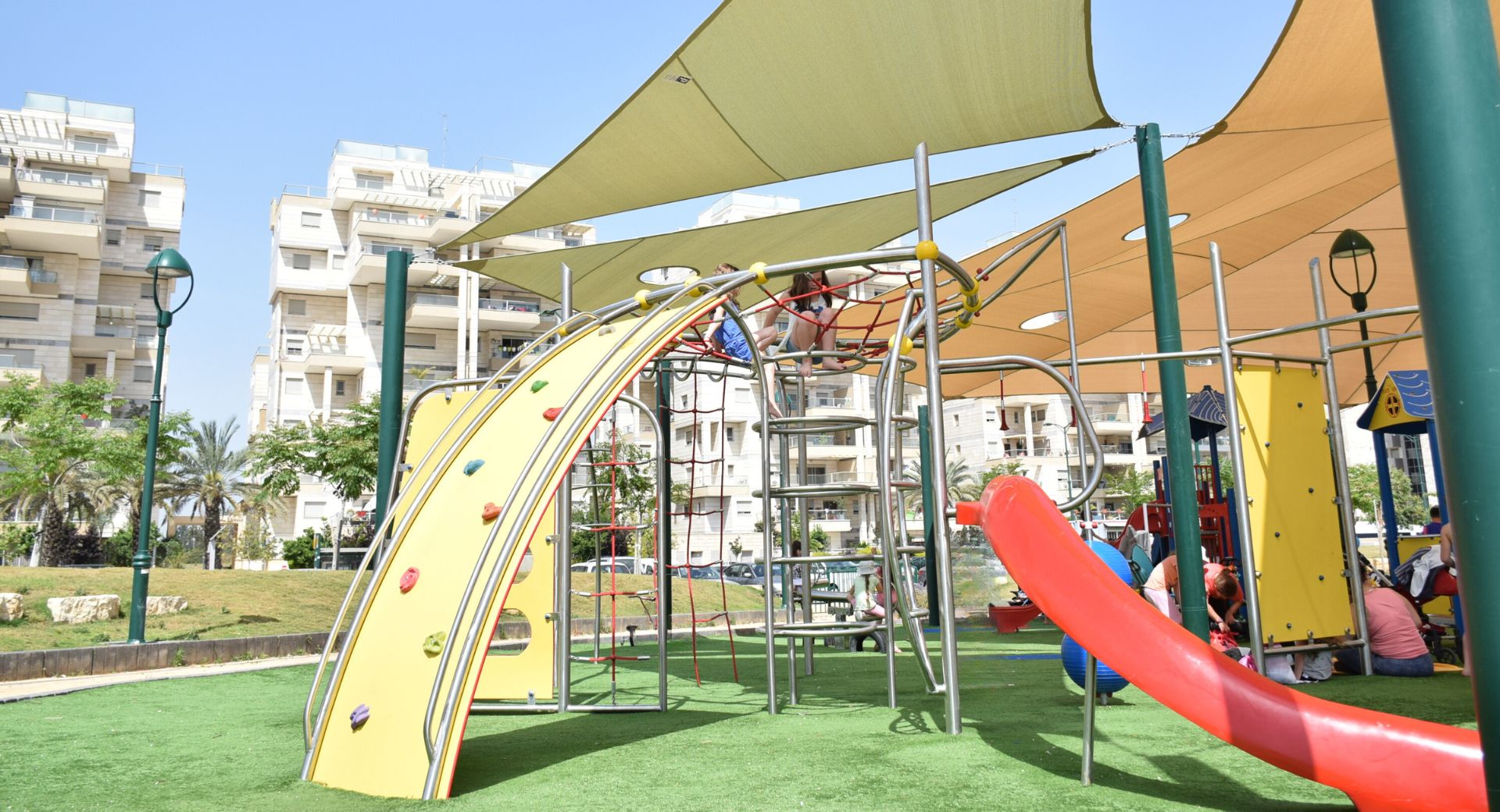גן קדימה צורן- צפו בסיור 360