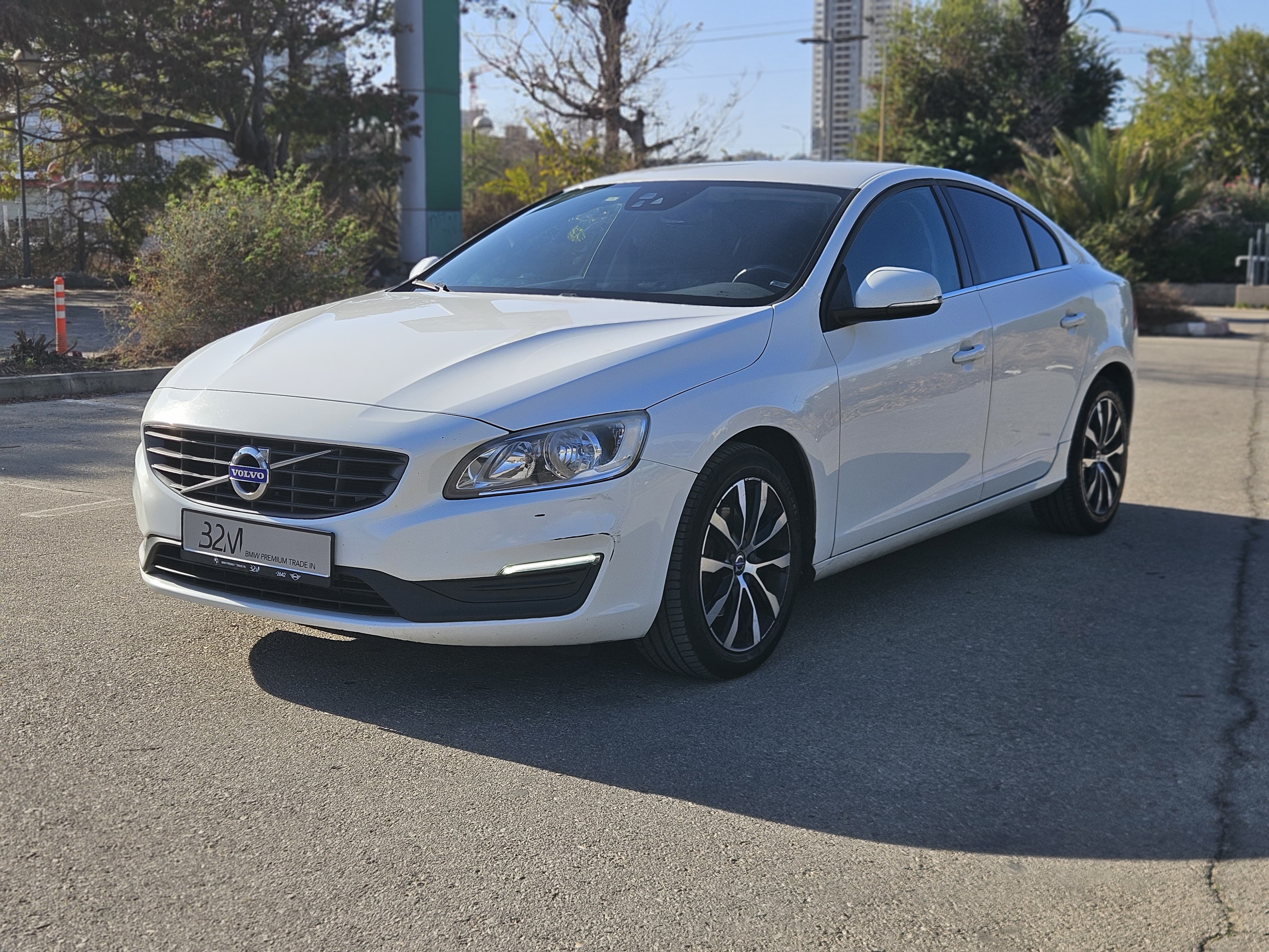 VOLVO S60 T5