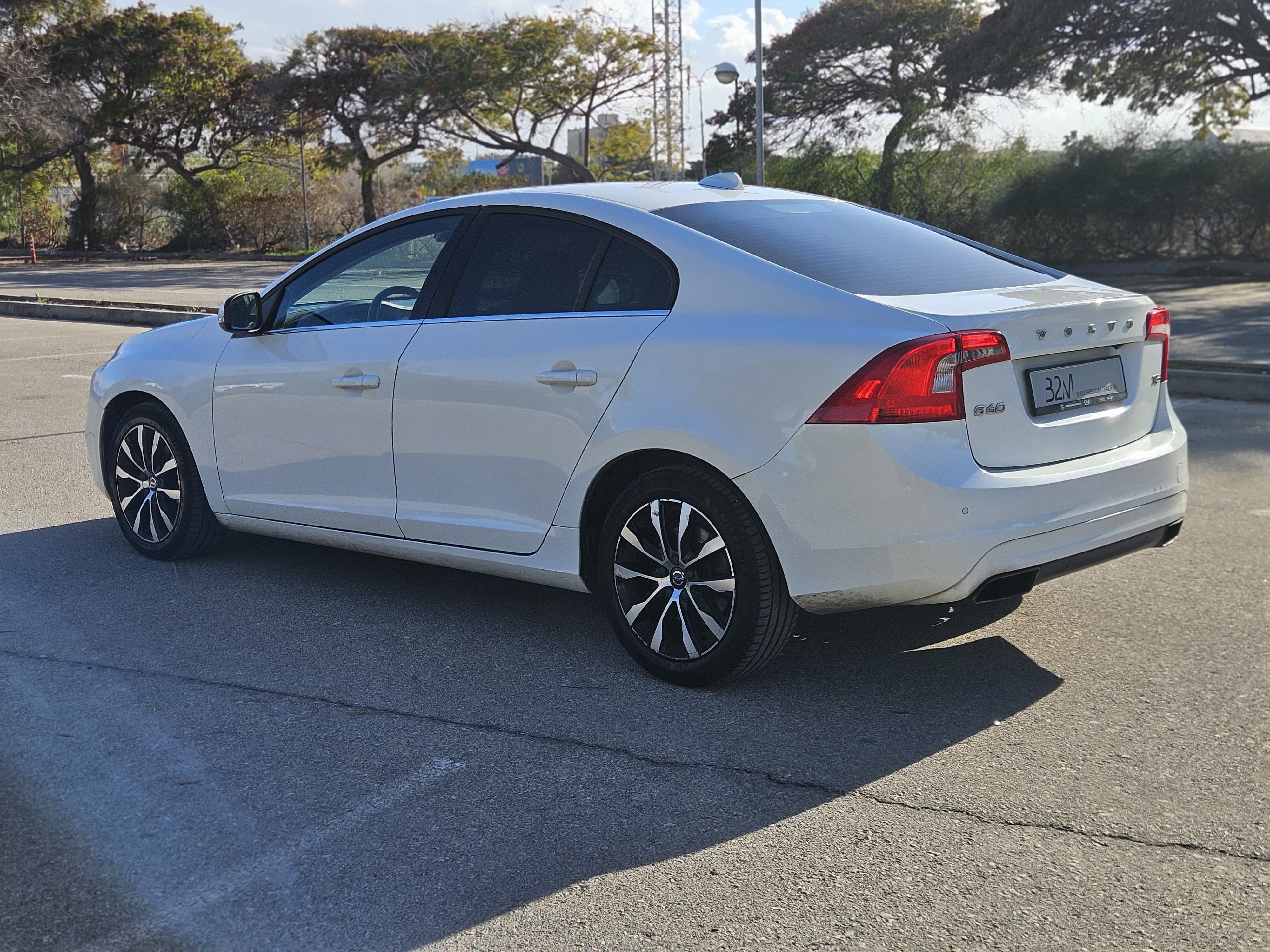 VOLVO S60 T5