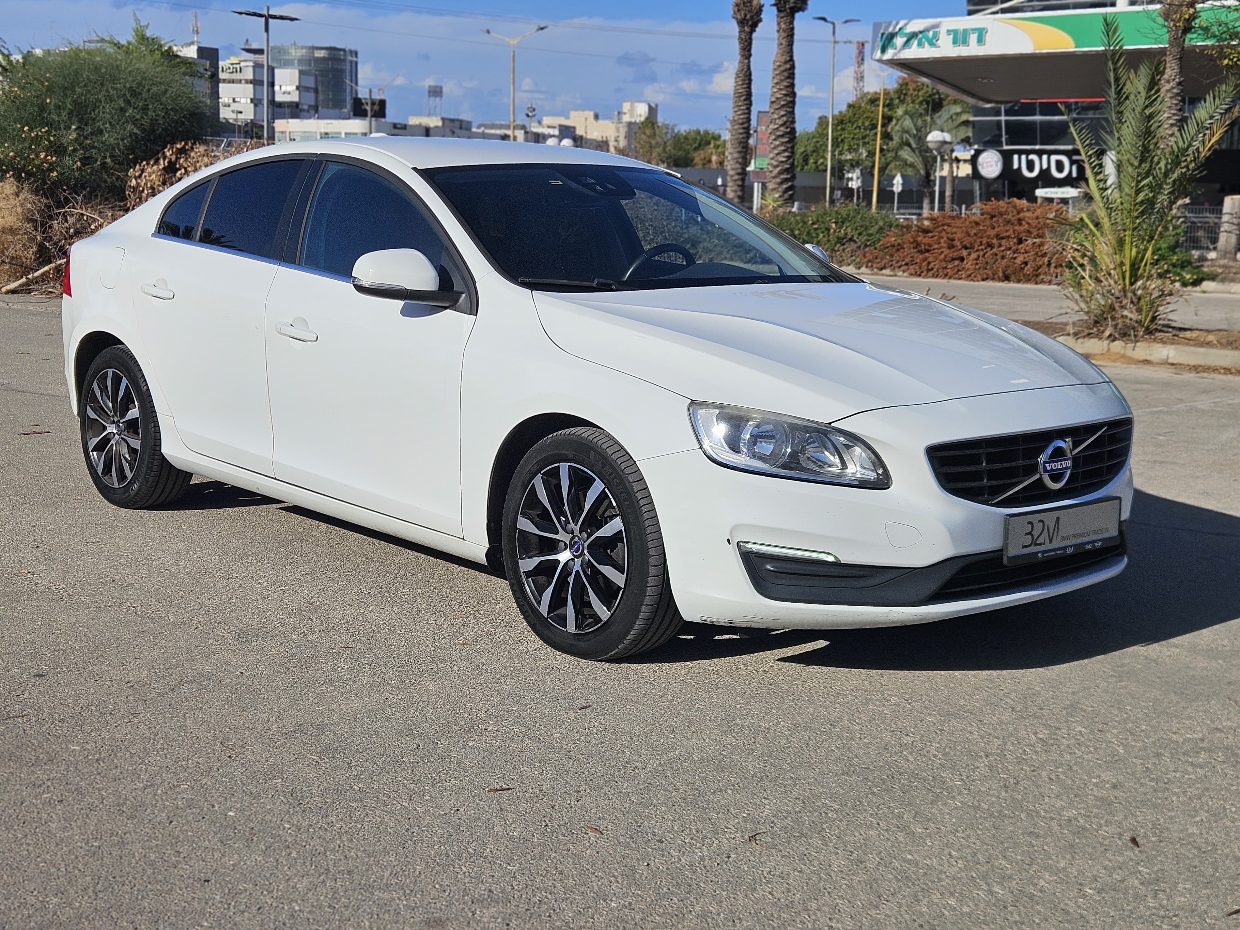 VOLVO S60 T5