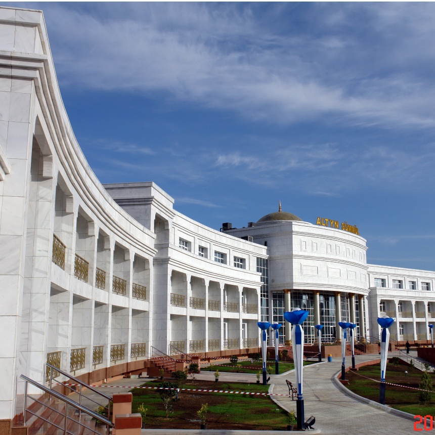 Block of Apartments for Ministry of railway