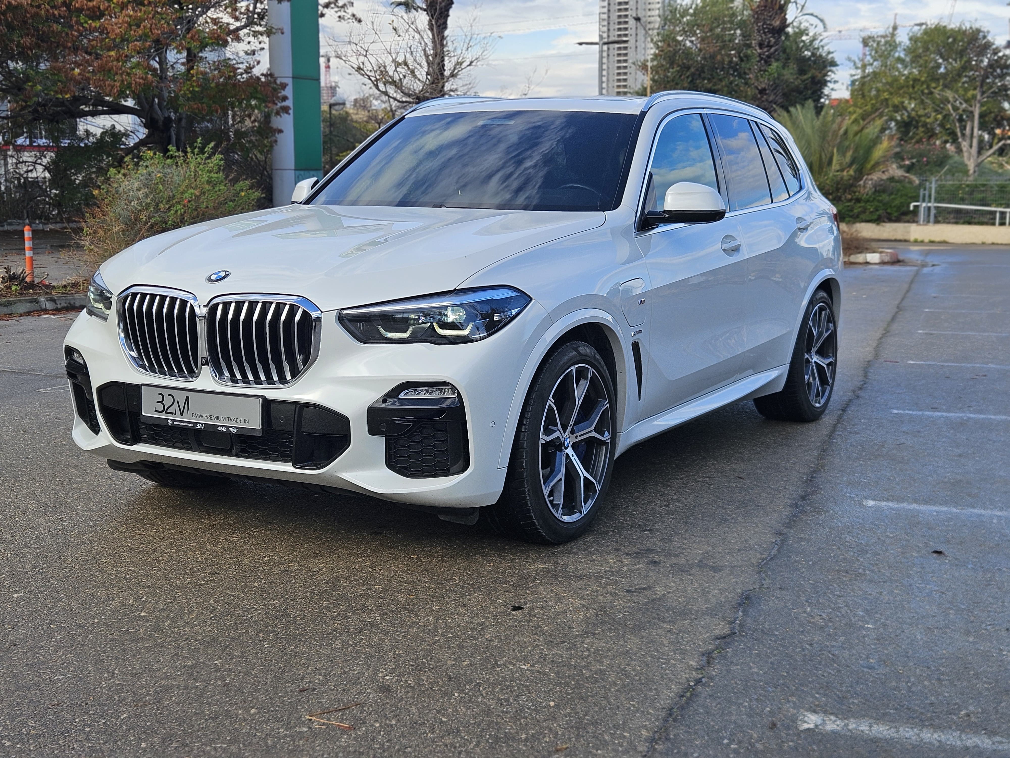 X5 XDRIVE45E M-SPORT