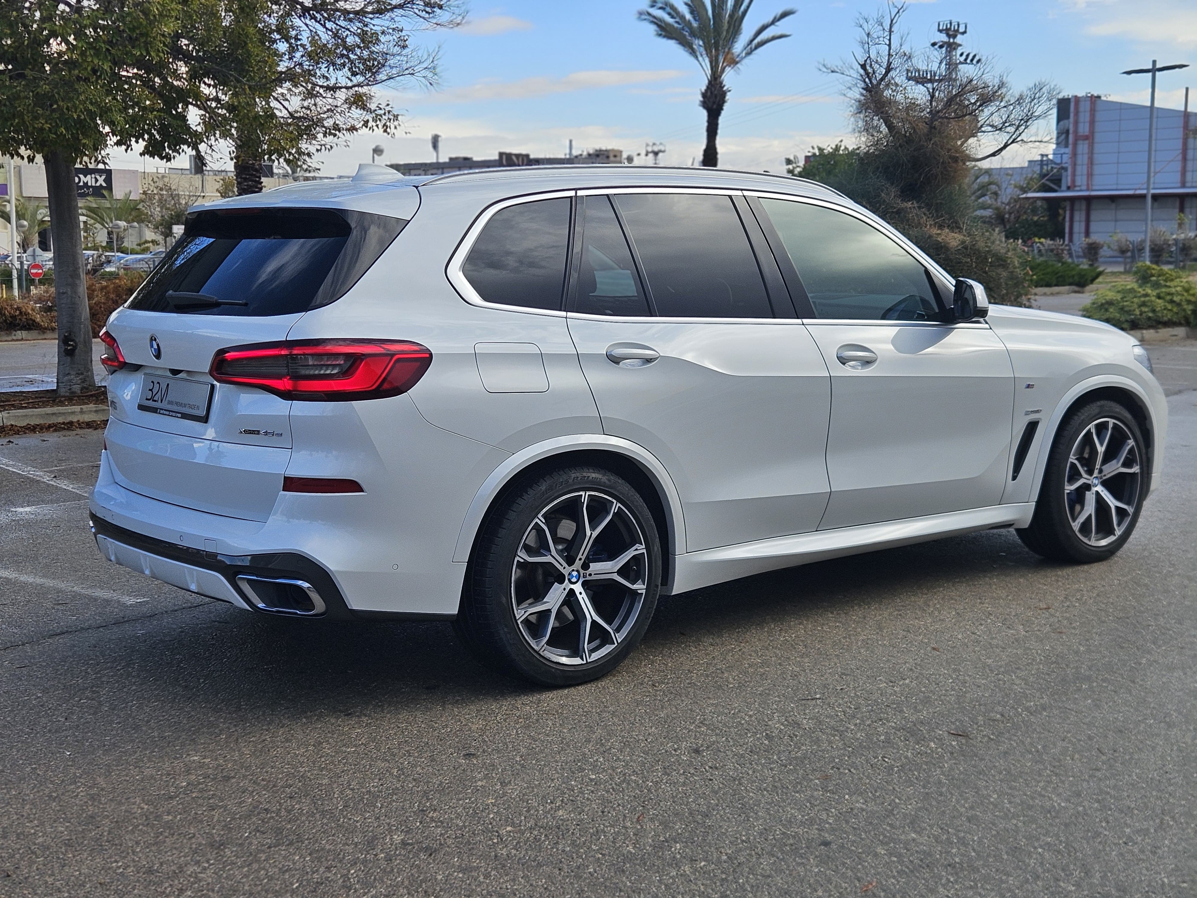 X5 XDRIVE45E M-SPORT