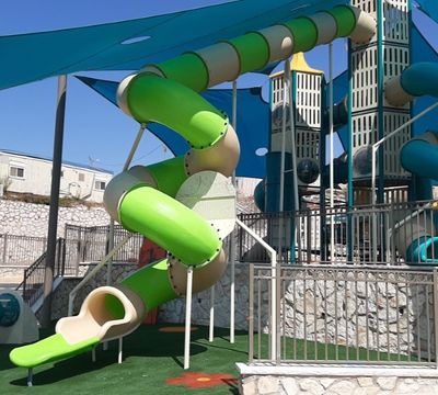 כרם רעים - משולב חוצה מפלסים