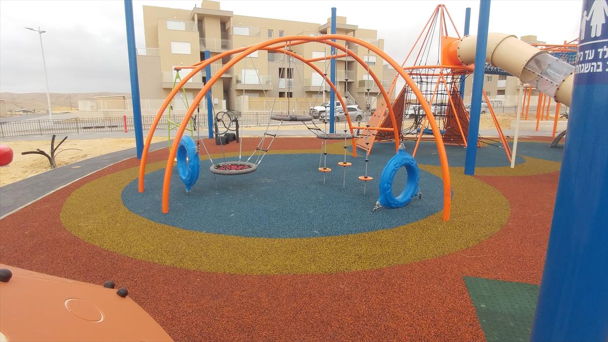 קיסריה B