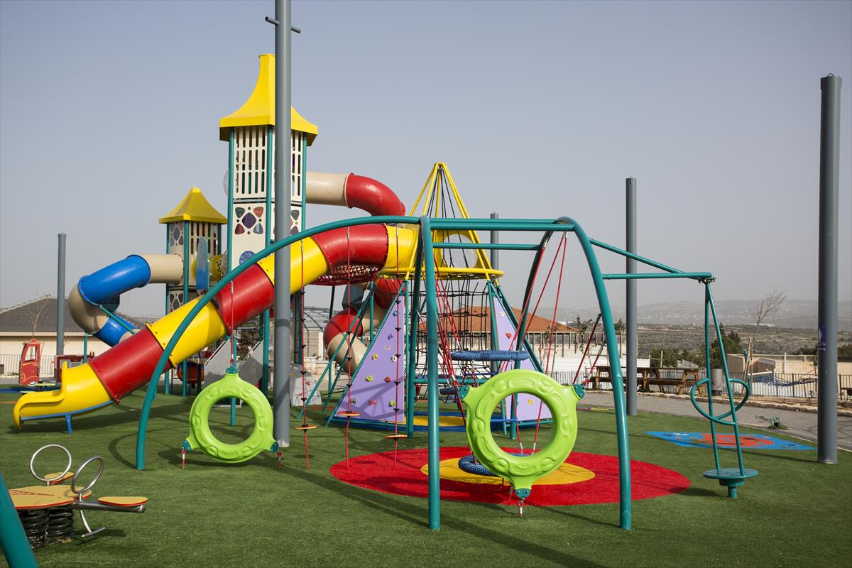 קיסריה E