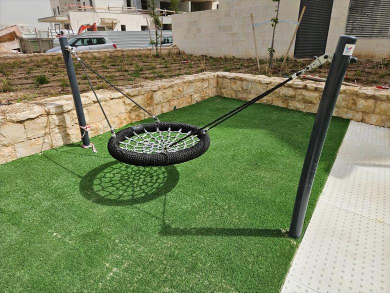 נדנדת M נירוסטה  C
