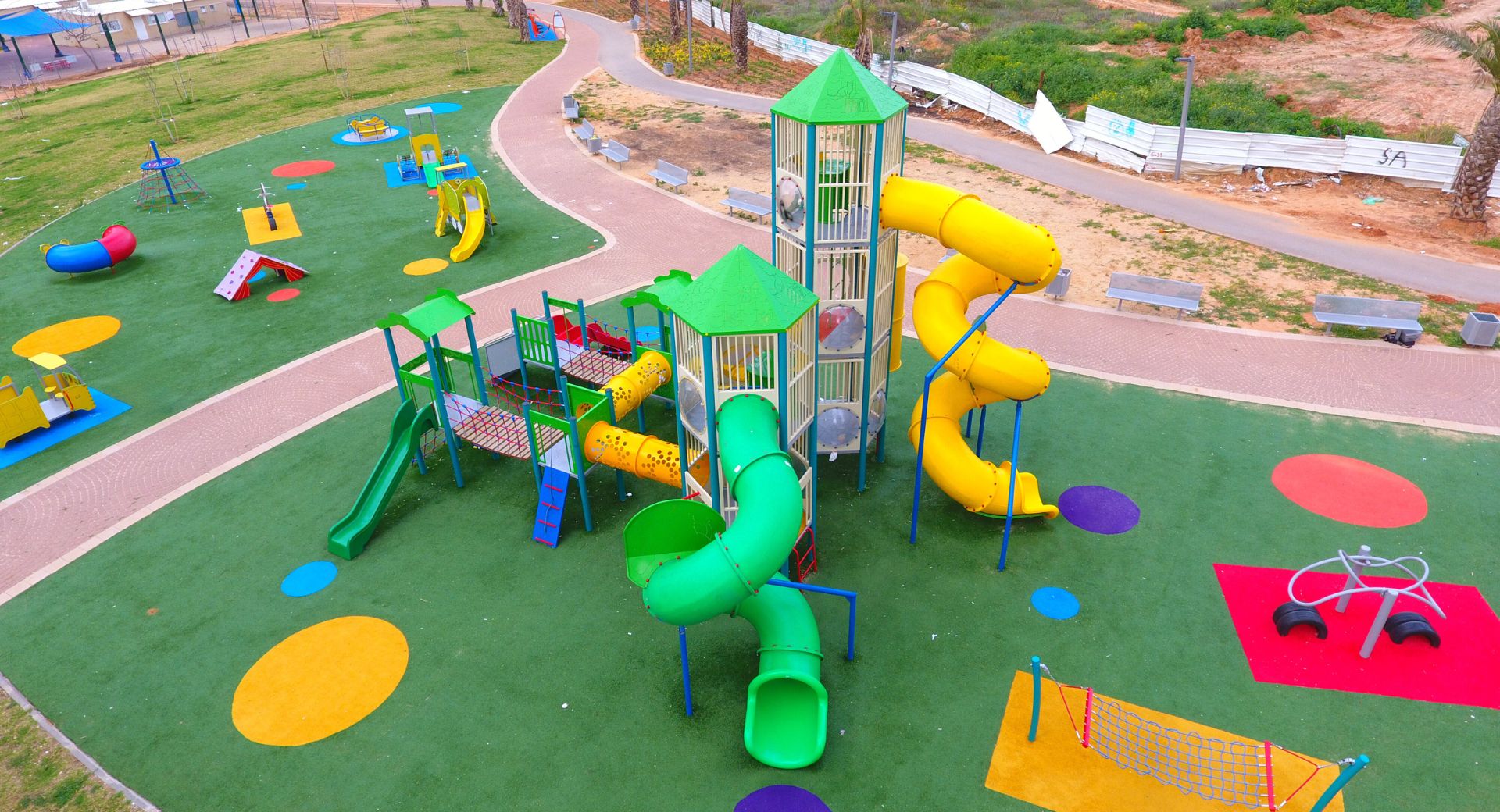 Colony Park: Urban Setting
