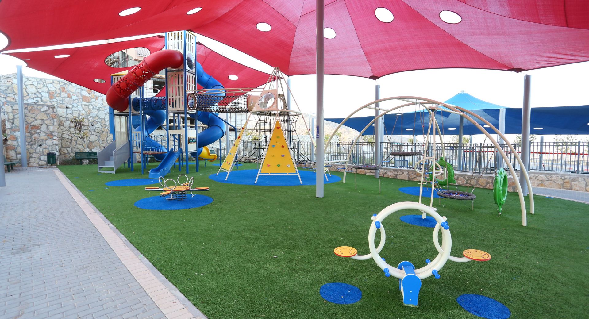 Imaginative Spaces for Play and Adventure