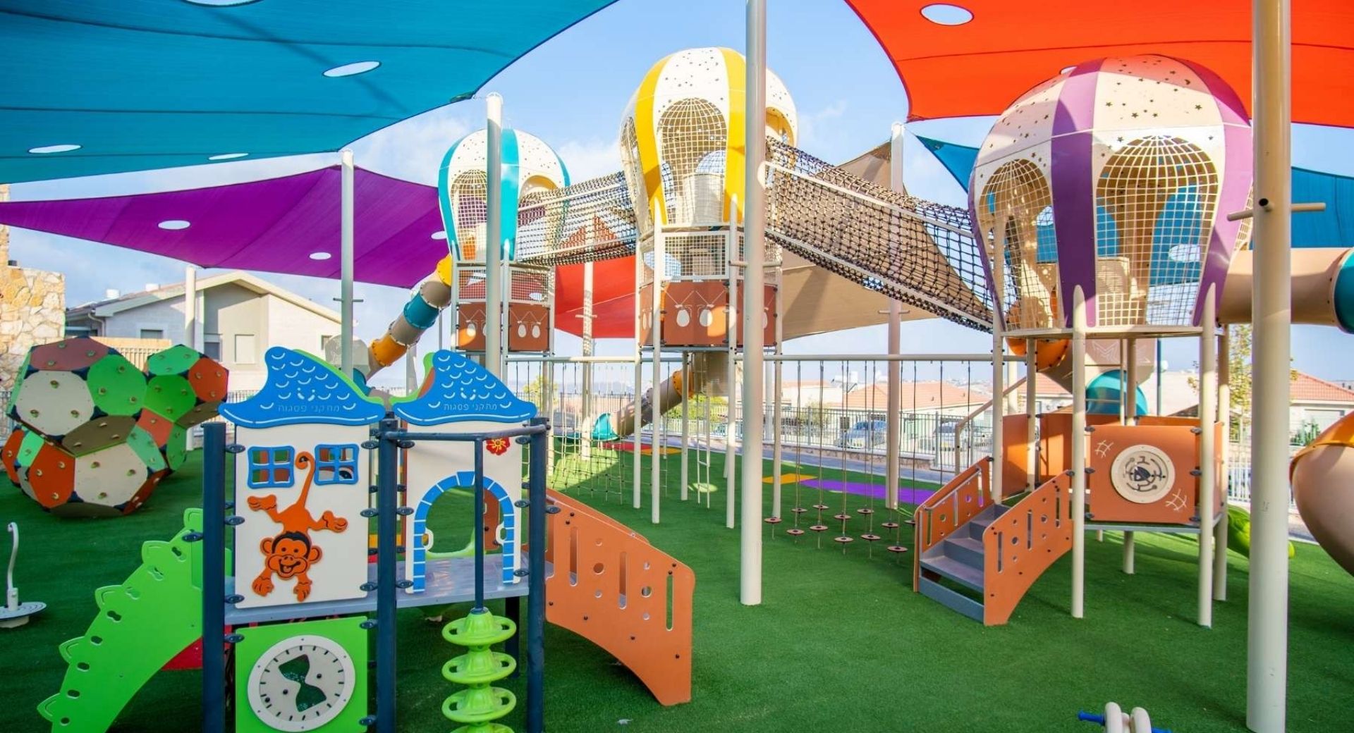 A New Hot Air Balloon-Theme Playground