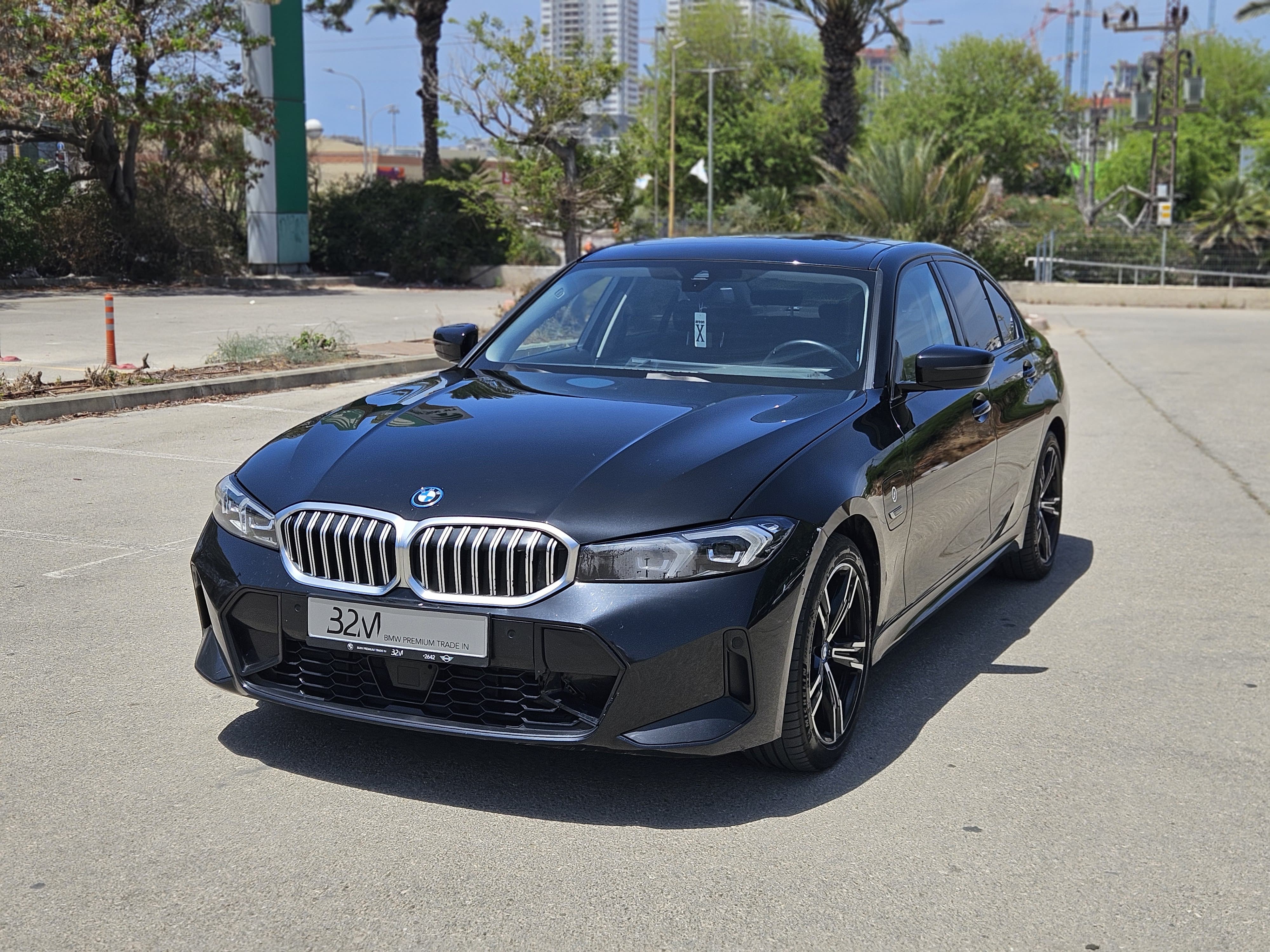 320E M DESIGN