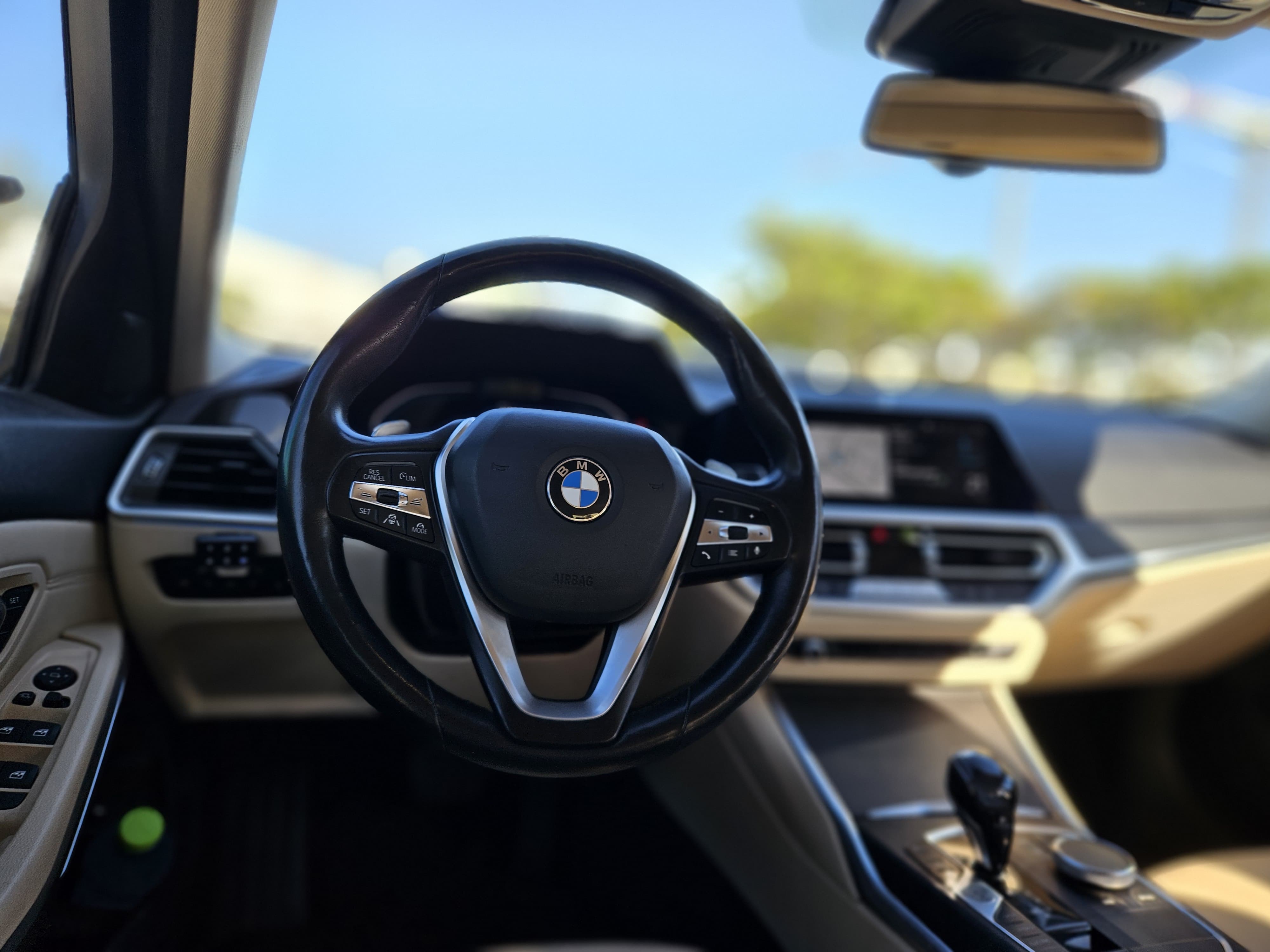 BMW 330E EXCLUSIVE