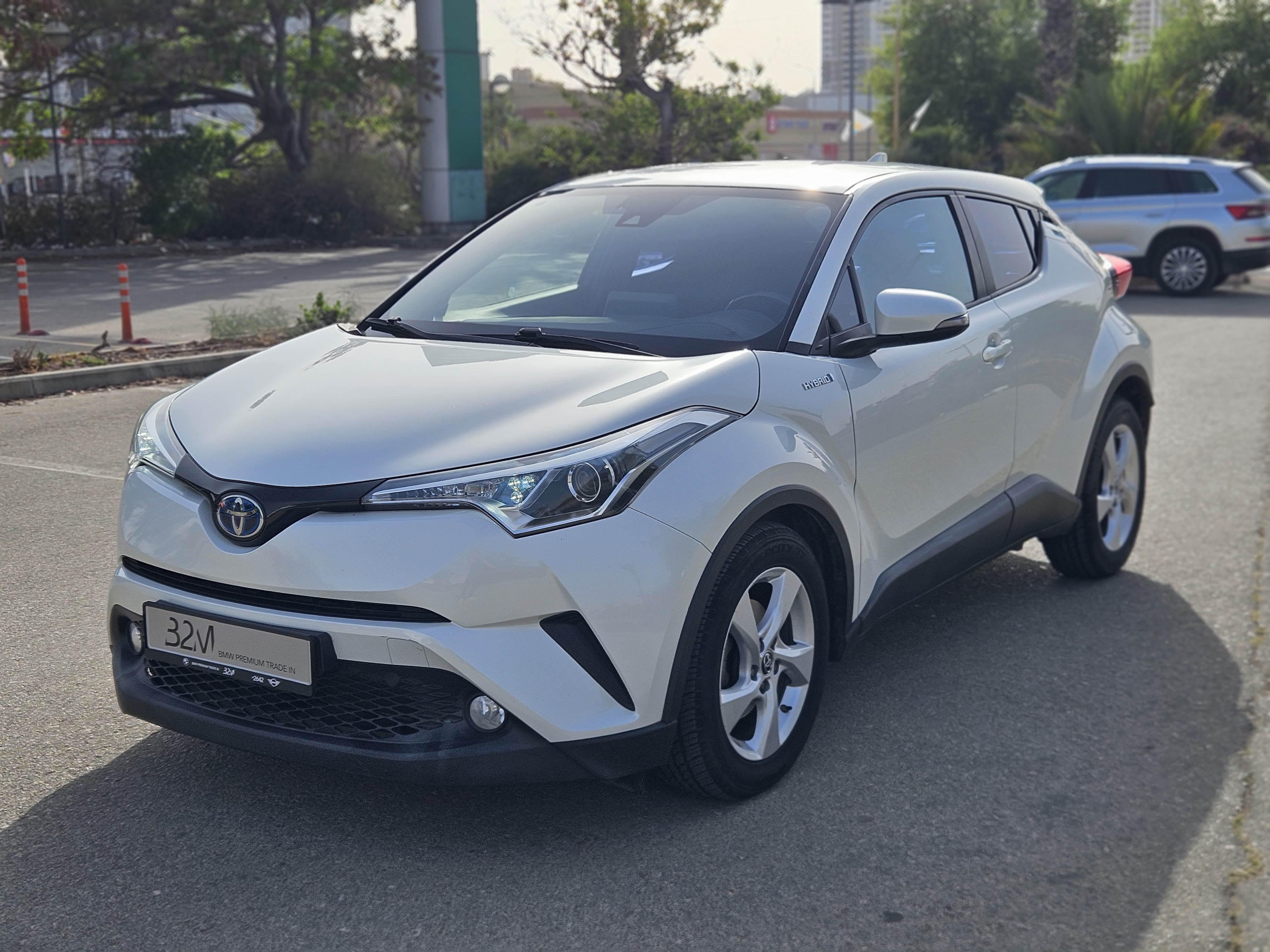 TOYOTA C-HR HYBRID CITY