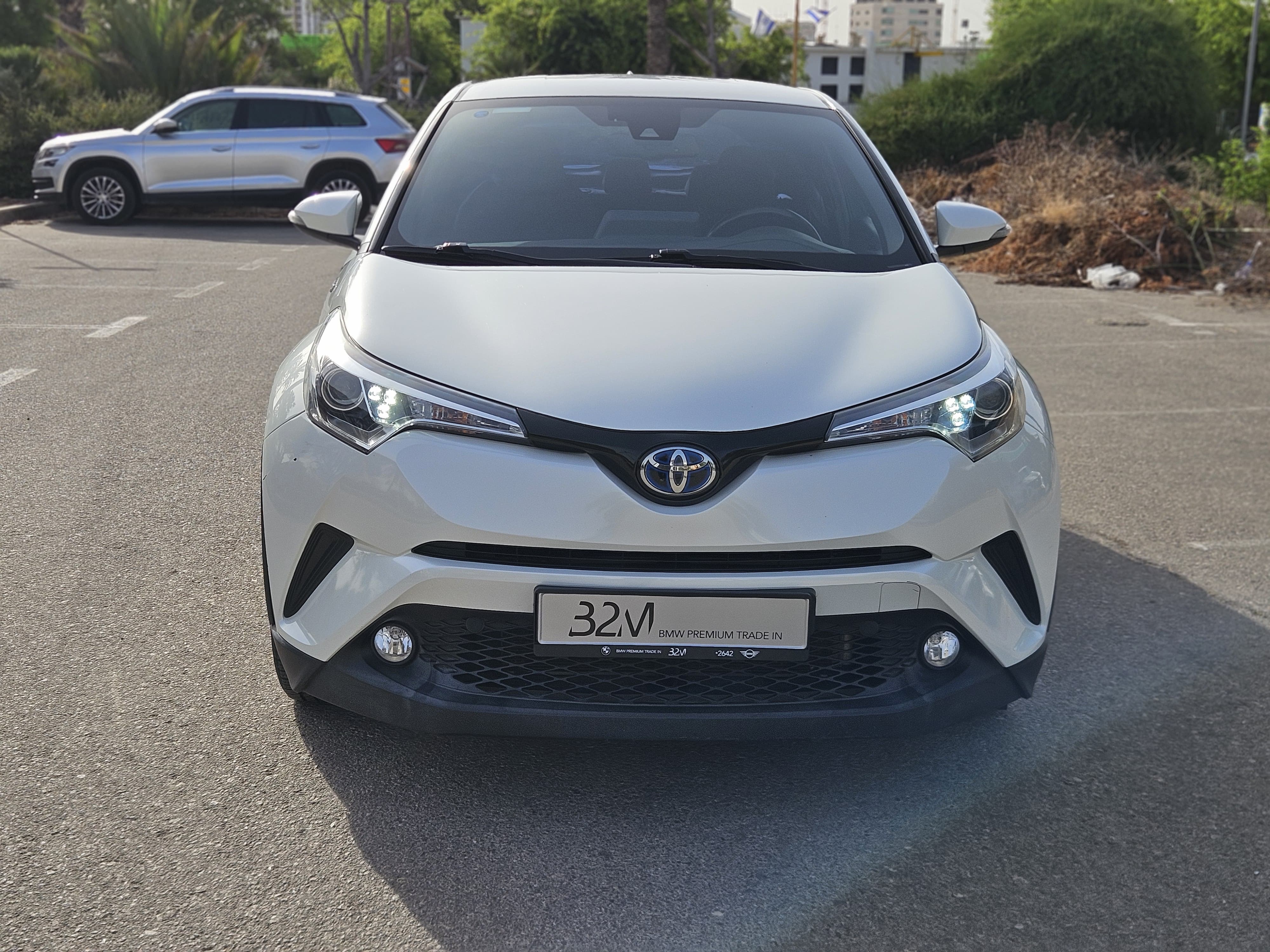 TOYOTA C-HR HYBRID CITY