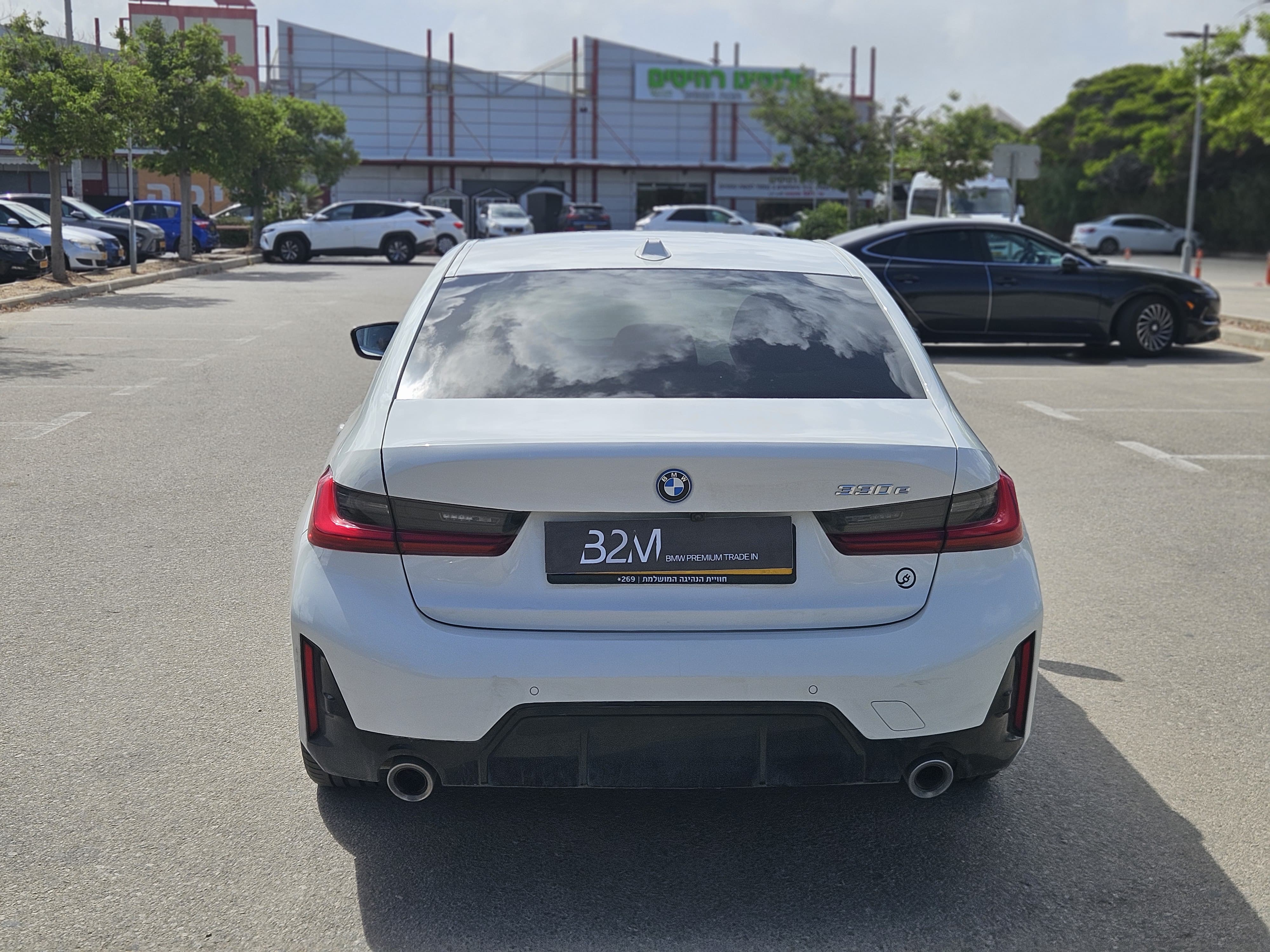 BMW 330E M-SPORT