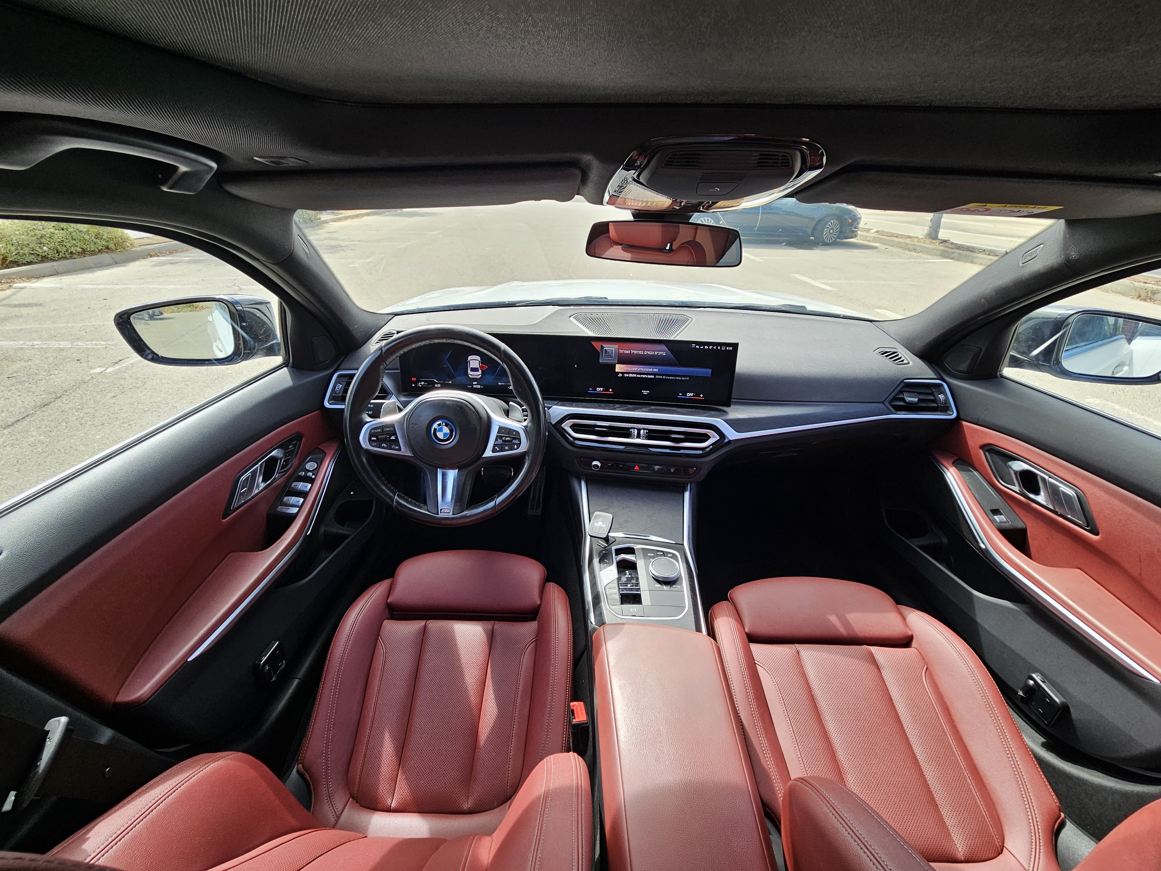 BMW 330E M-SPORT