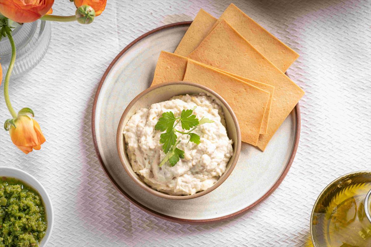 Roasted eggplant in mayonnaise