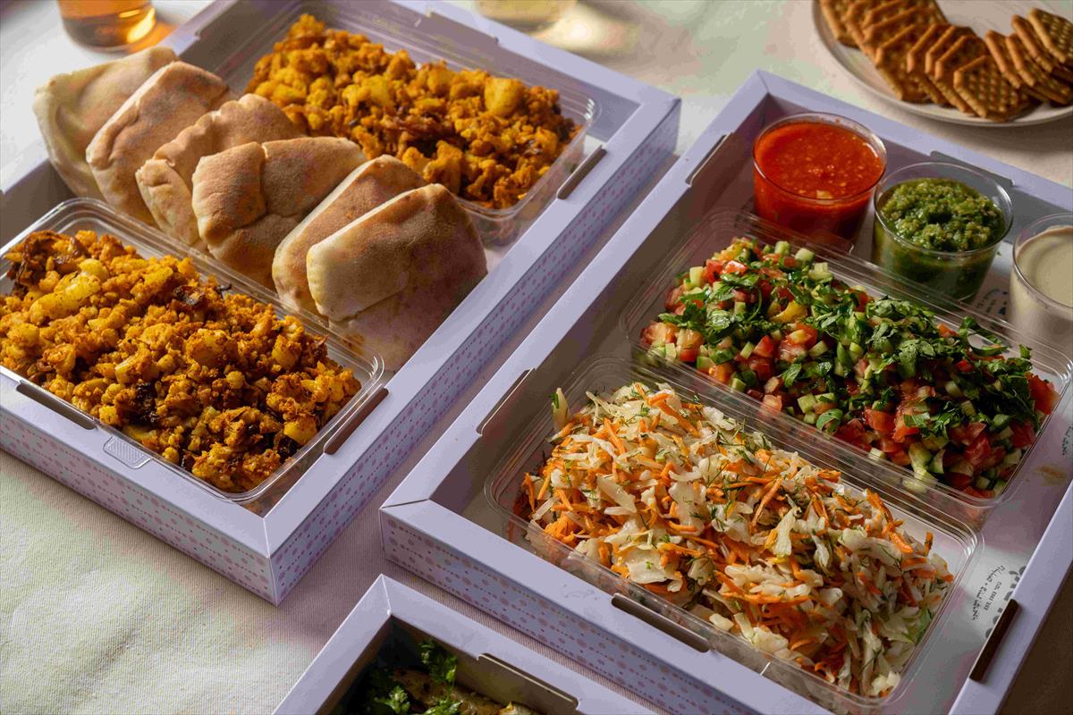 Build-Your-Own Cauliflower Shawarma