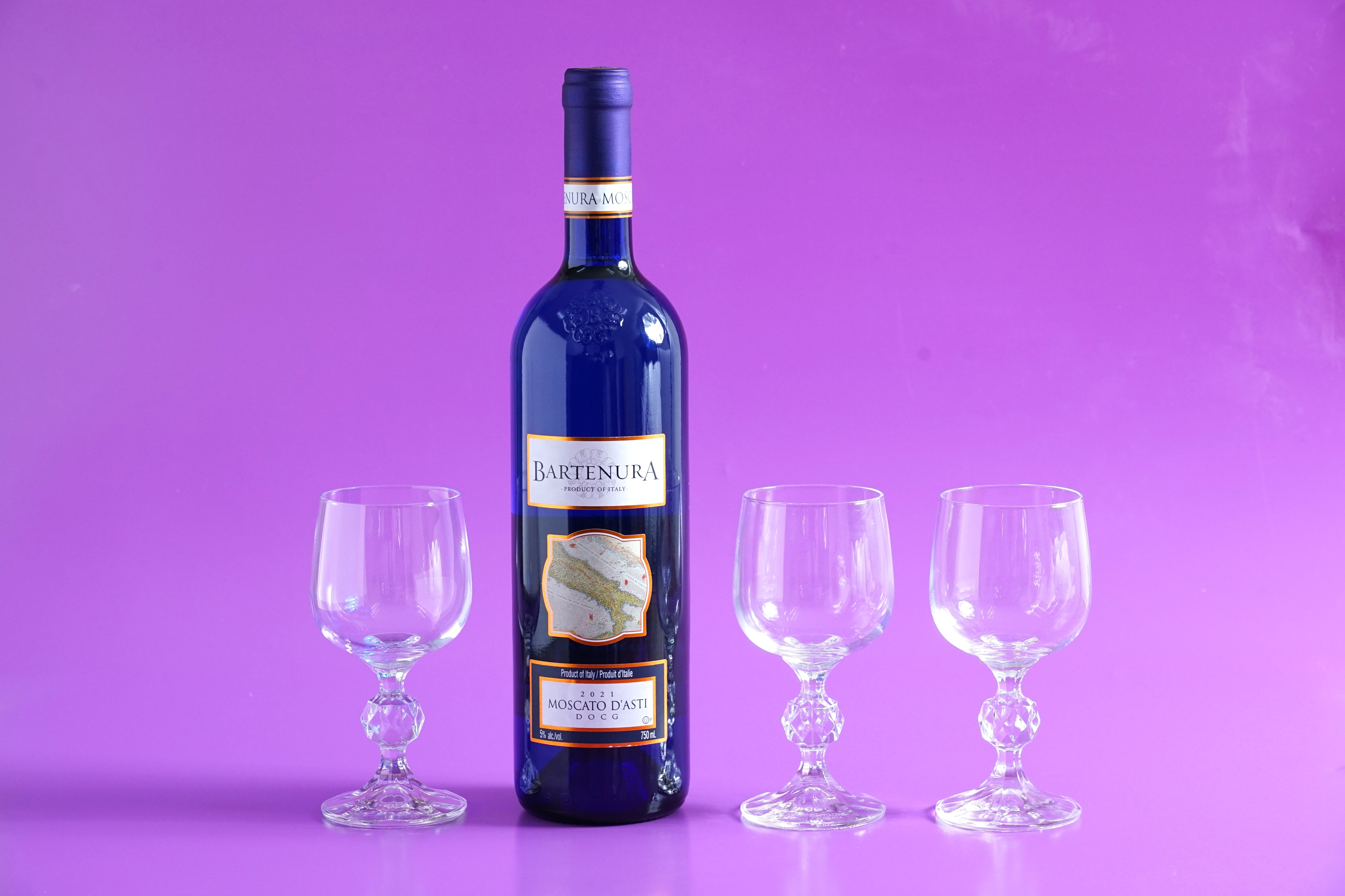 Bartenura Blue Bottle