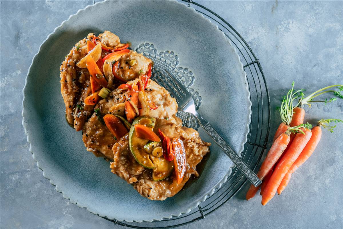 פיקטה חזה עוף בטעמי המזרח הרחוק