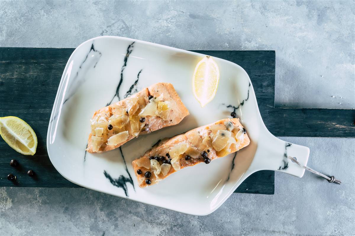 סלמון ברוטב חמוץ מתוק