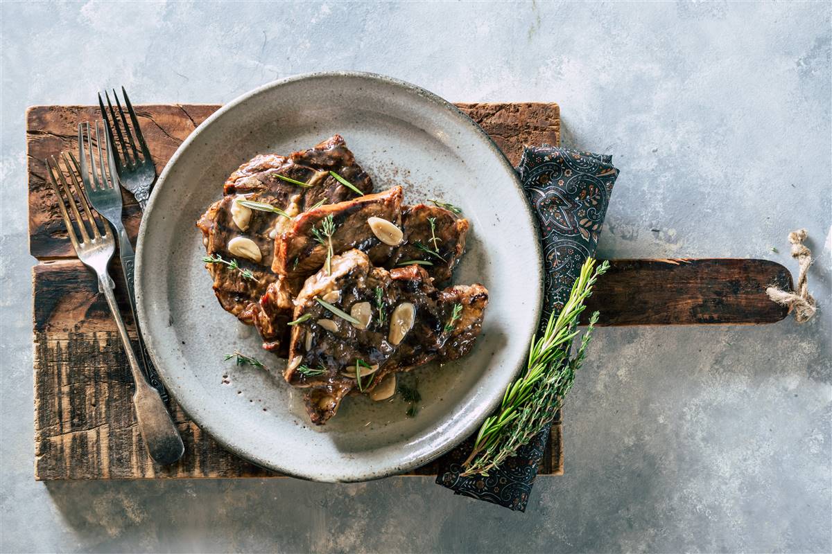 אנטריקוט הציידים ברוטב פלפלת