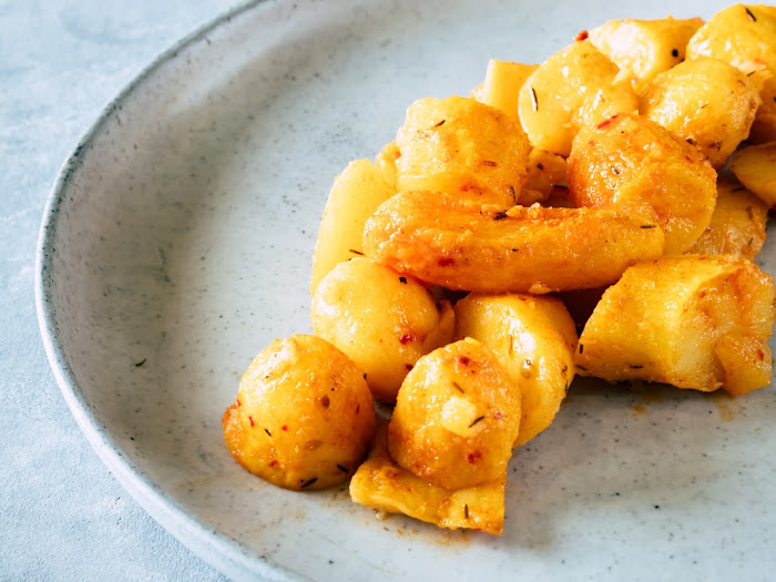 תפו"א של אמא ברוטב פפריקה