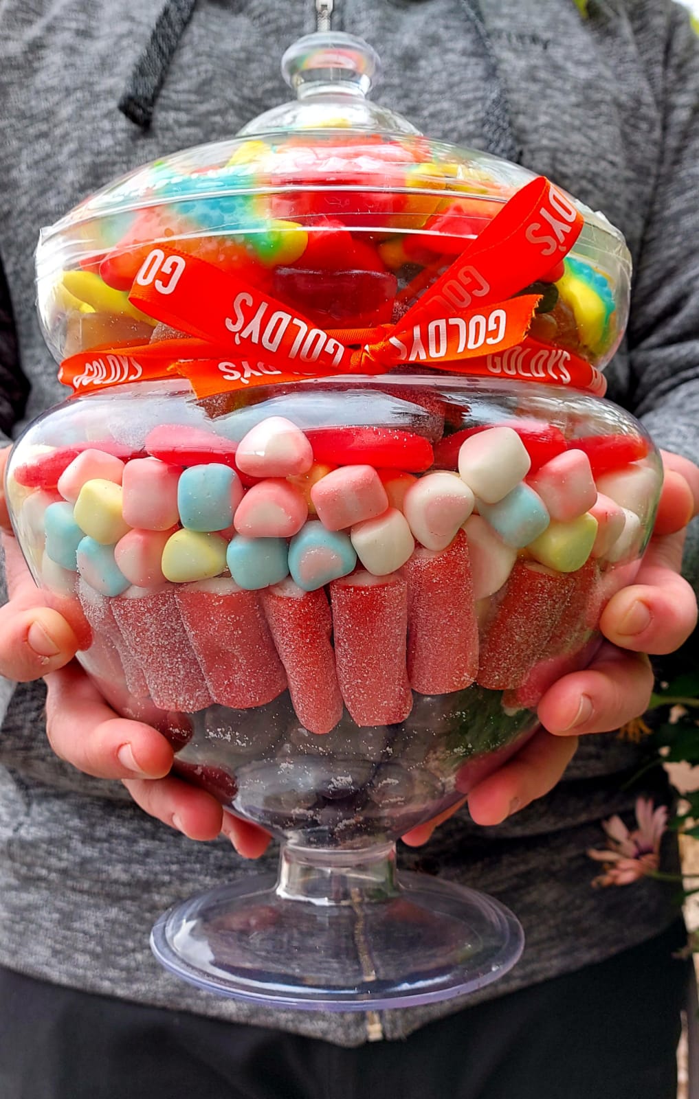 וואזה ענקית מפוצצת בממתקים