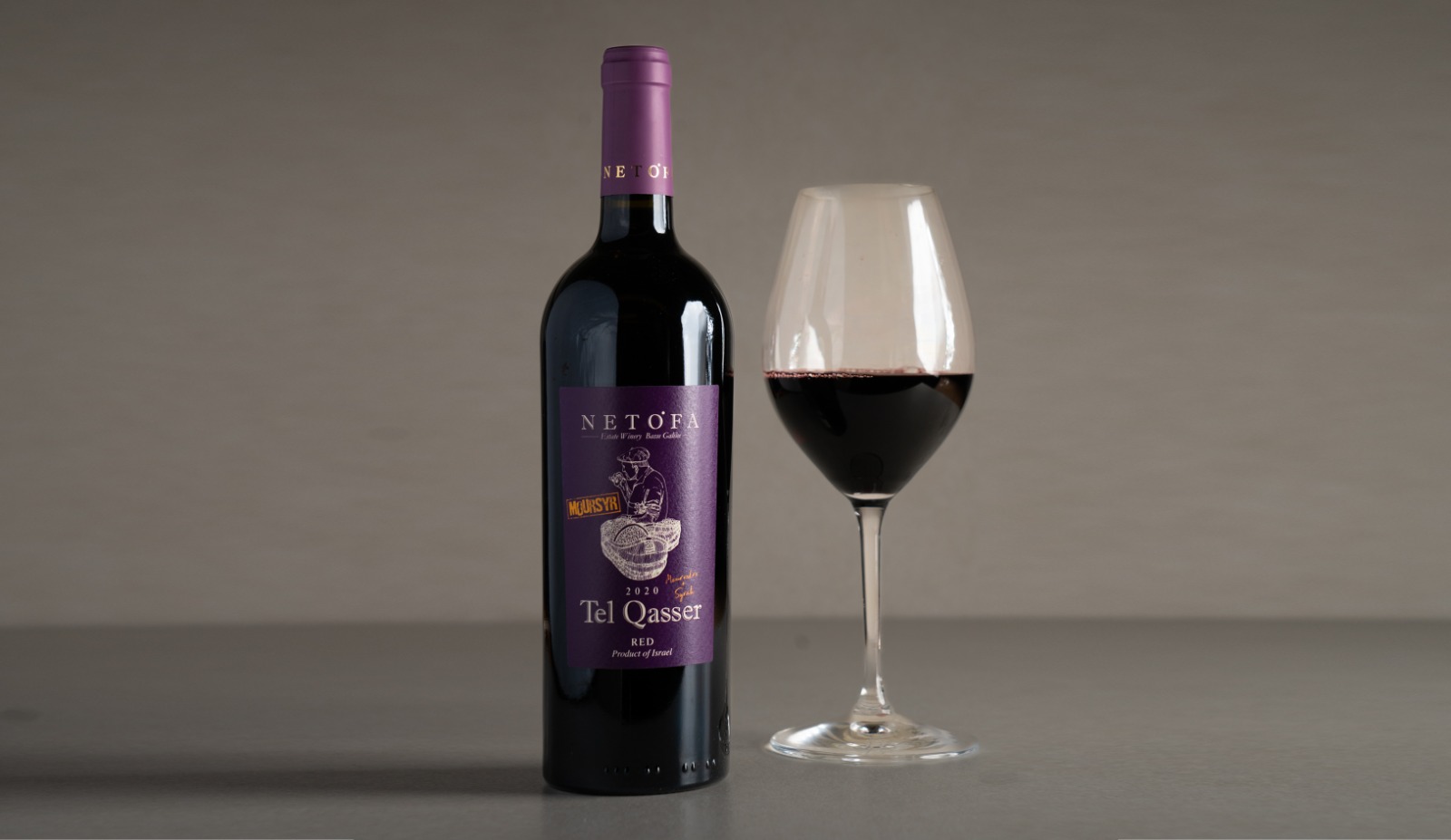 יין אדום נטופה "תל קאסר" מורוודר & סירה