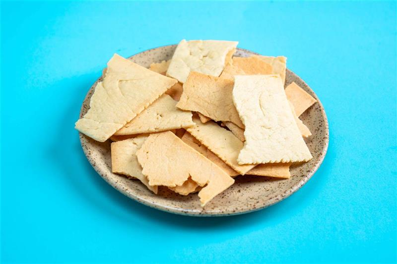 Four Packages of Kichel