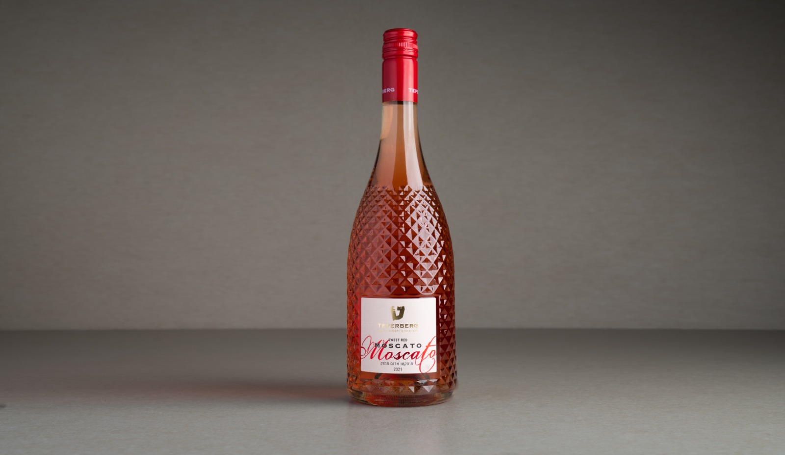 Teperberg Red Moscato Sparkling Wine