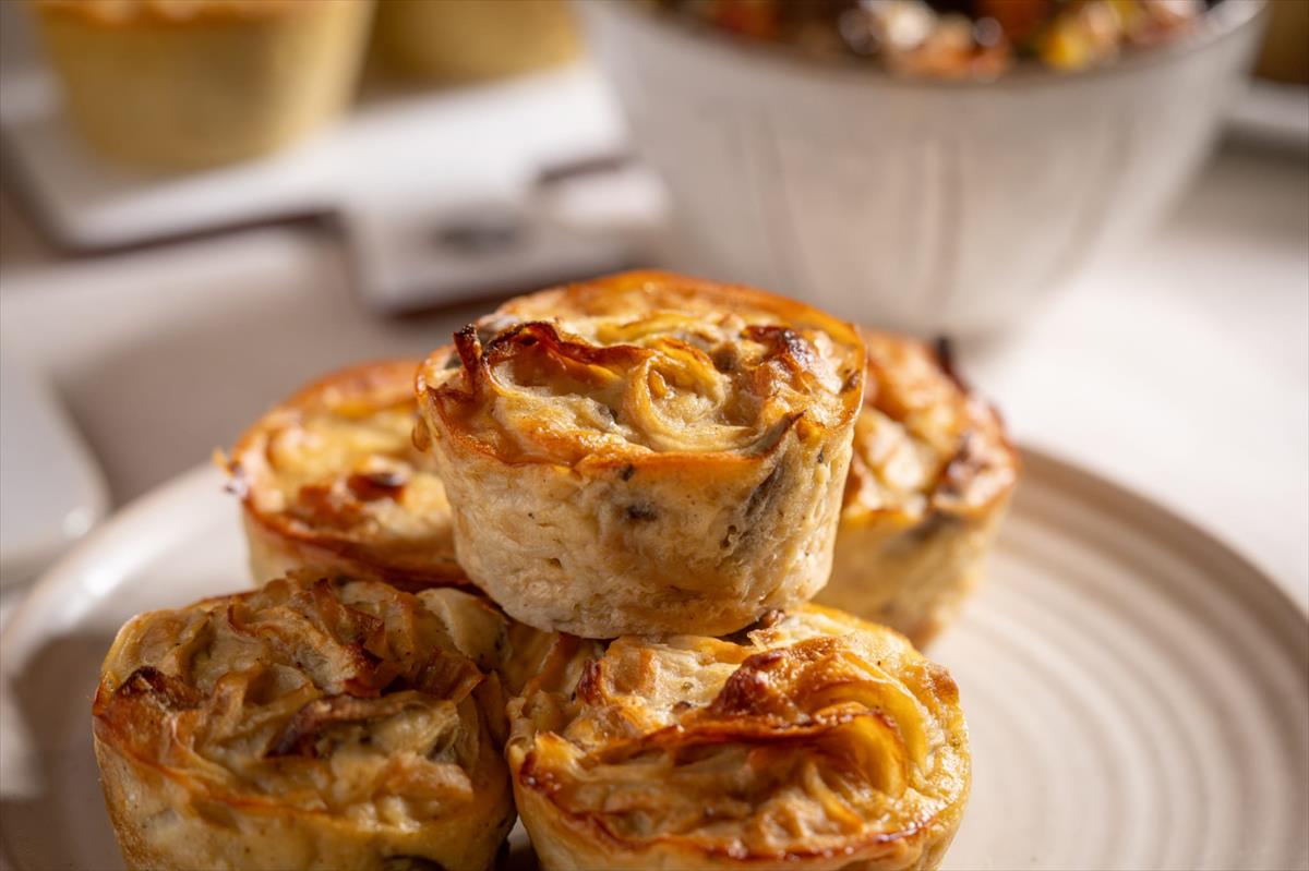 Personal mushroom pie