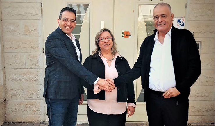 מתקדמים מהשיכונים: התוכנית להתחדשות של מרכז קדימה צורן דף משוכפל