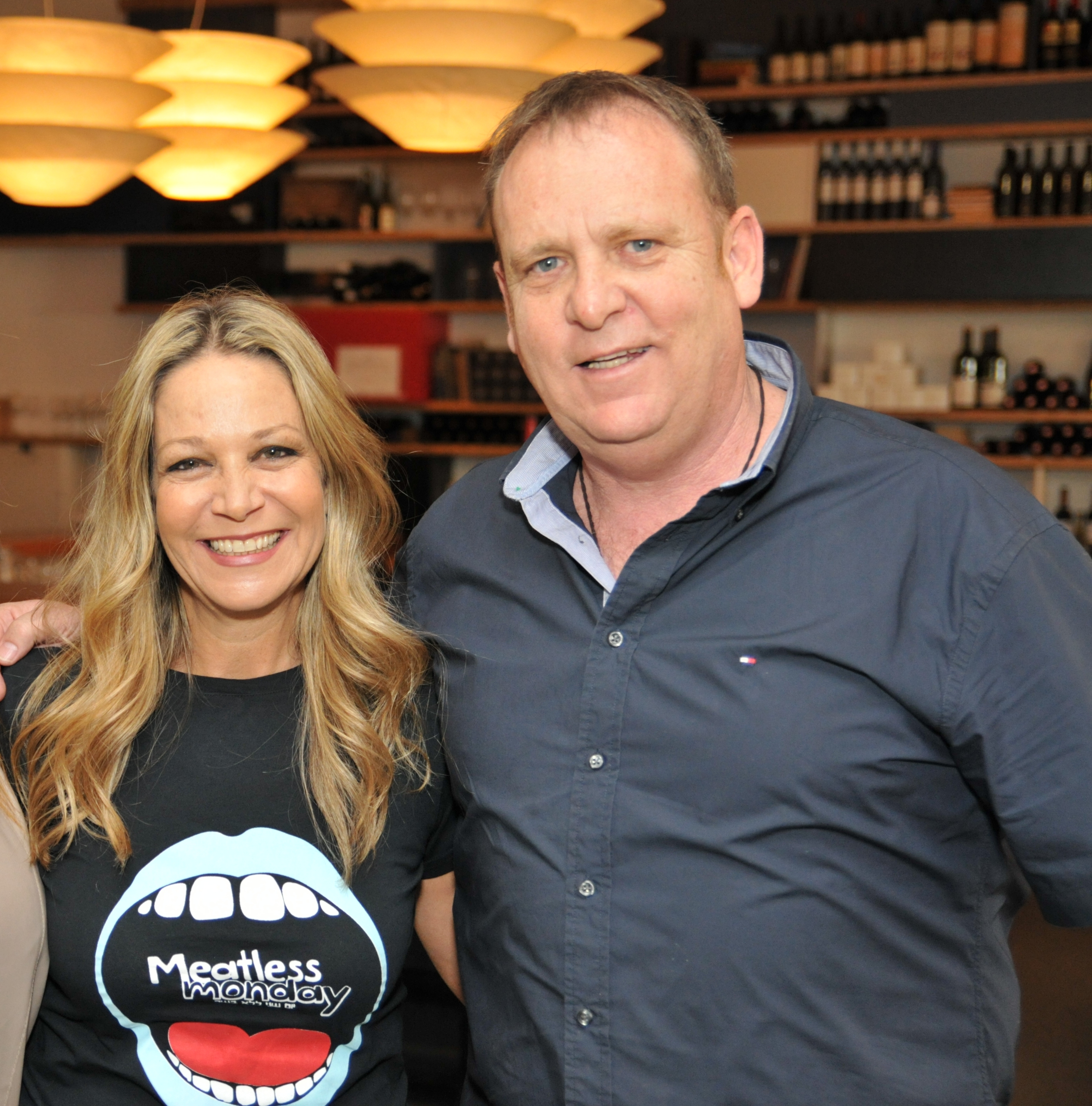 אירועים עסקיים, דיפלומטים וחברות -581